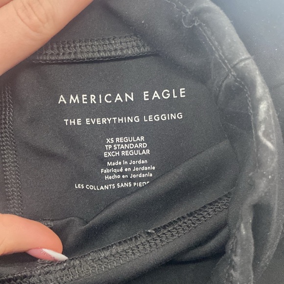 Super cute all black leggings from American eagle, Size xs - Picture 4 of 6